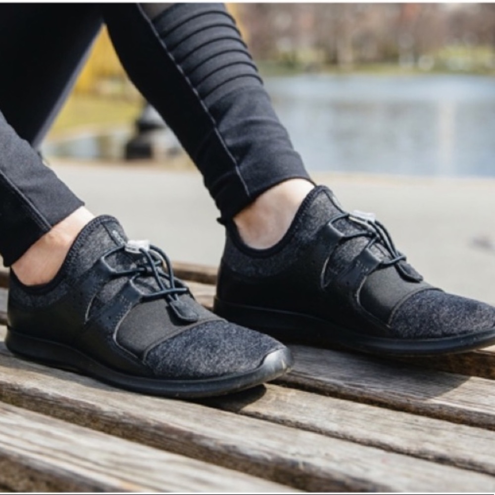 Ecco | Sense Elastic Toggle Shoes